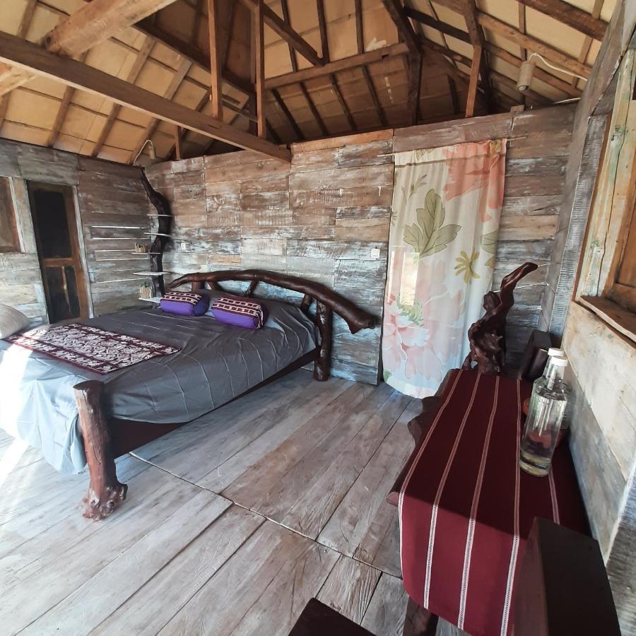 Hotel Hars Garden Sumba Waingapu Exterior foto
