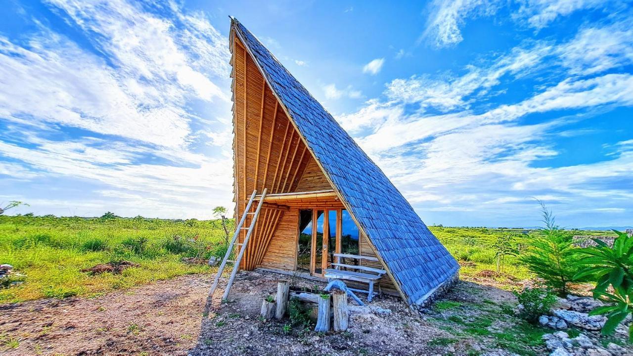 Hotel Hars Garden Sumba Waingapu Exterior foto